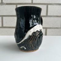 10 Carved Waves Mug