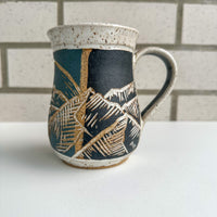 06 Mountain Gradient Mug