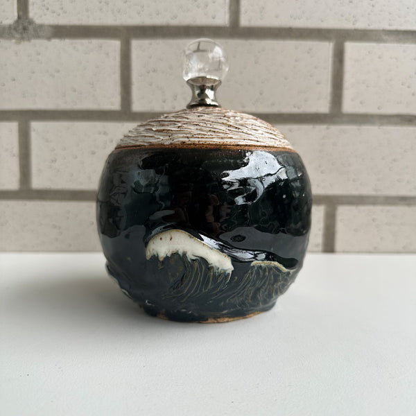 38 Waves Jar